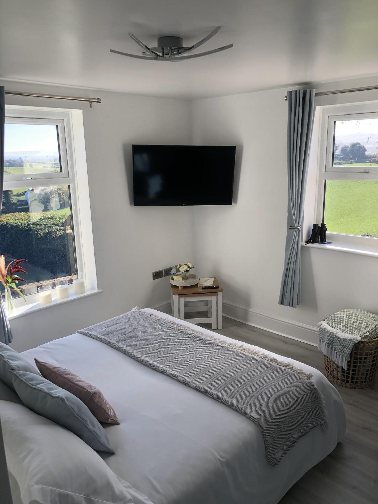 Betula Views Studio Newent Room photo